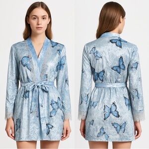 Elegant Blue Butterfly Print Women's Robe